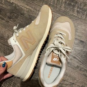 New Balance Urban Outfitters exclusive